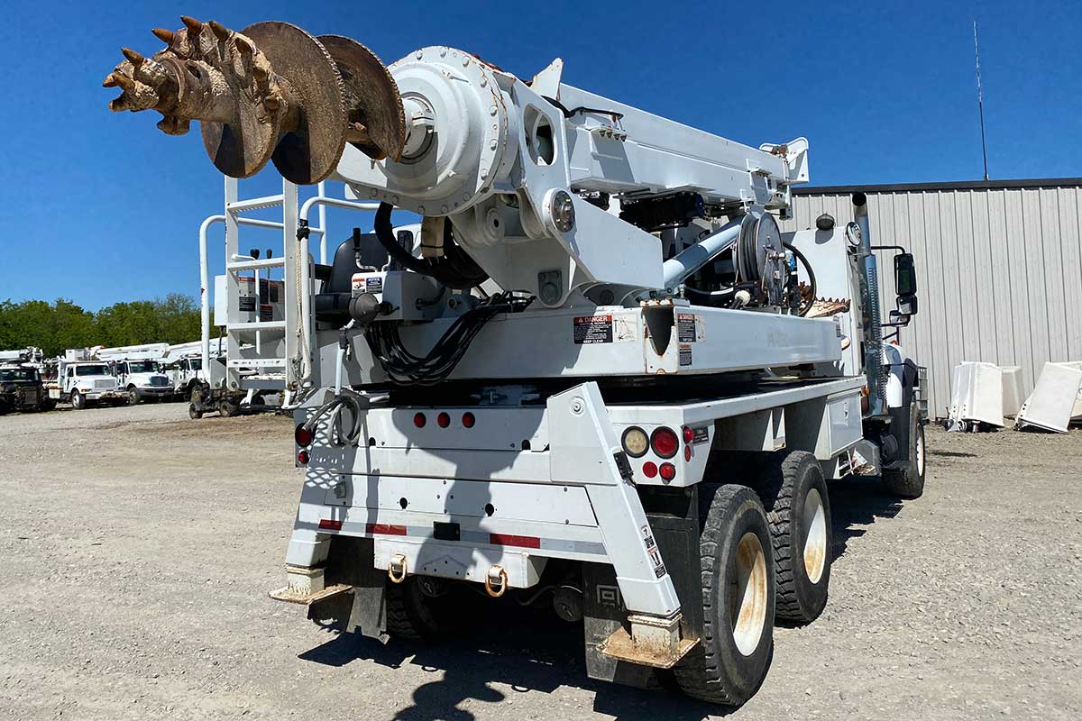 Pole Setting Equipment